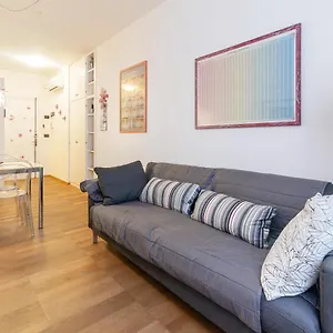  Apartment Center Urban Flat Italien